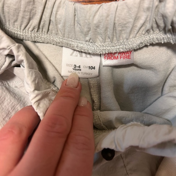 Boys 3-4 years summer pants, lot of 2 - Picture 2 of 2